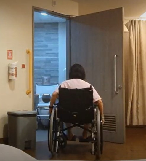 Linda using wheelchair Screenshot 2023 01 11 165724 1